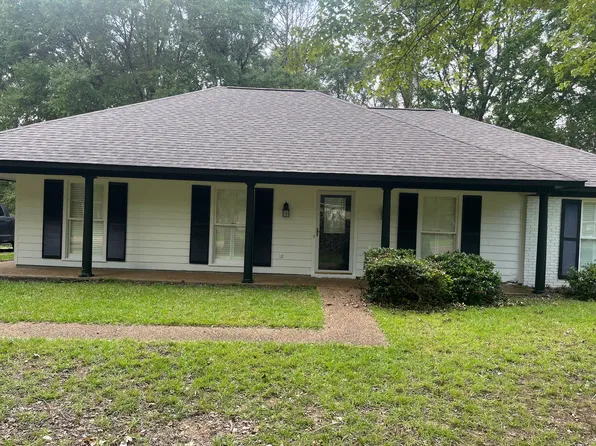 221 Waverly Pl, Ridgeland, MS 39157