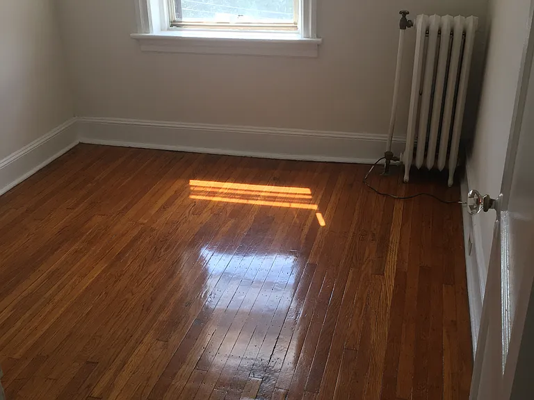 4725-4727 Chester Ave #A4 — Photo 3