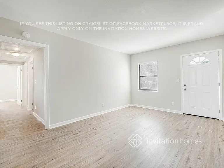 4025 Loys Dr — Photo 4