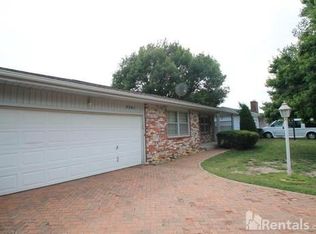 5541 SW 25th St, Topeka, KS 66614
