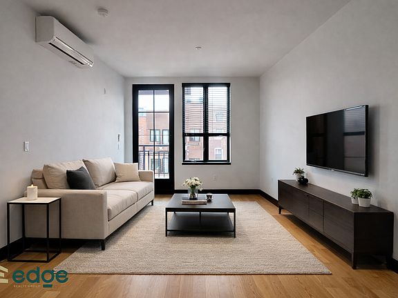 3rd image of 82 Jefferson St #3E