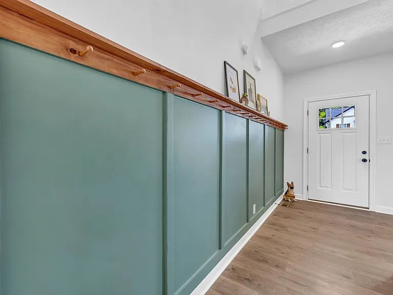 2023 Ireland Way — Photo 5