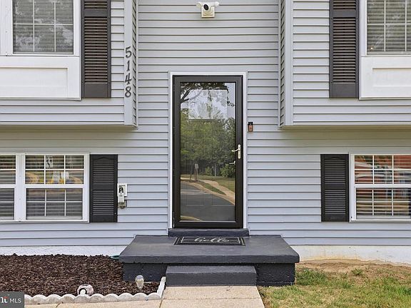 2nd image of 5148 Dorchester Cir