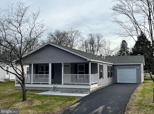 218 Vaux Dr, Doylestown, PA 18901