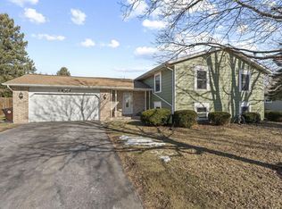 3805 Liberty Dr, Valparaiso, IN 46383