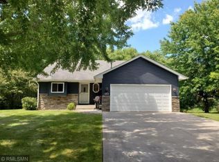 2236 Van Sloun Rd, Chaska, MN 55318