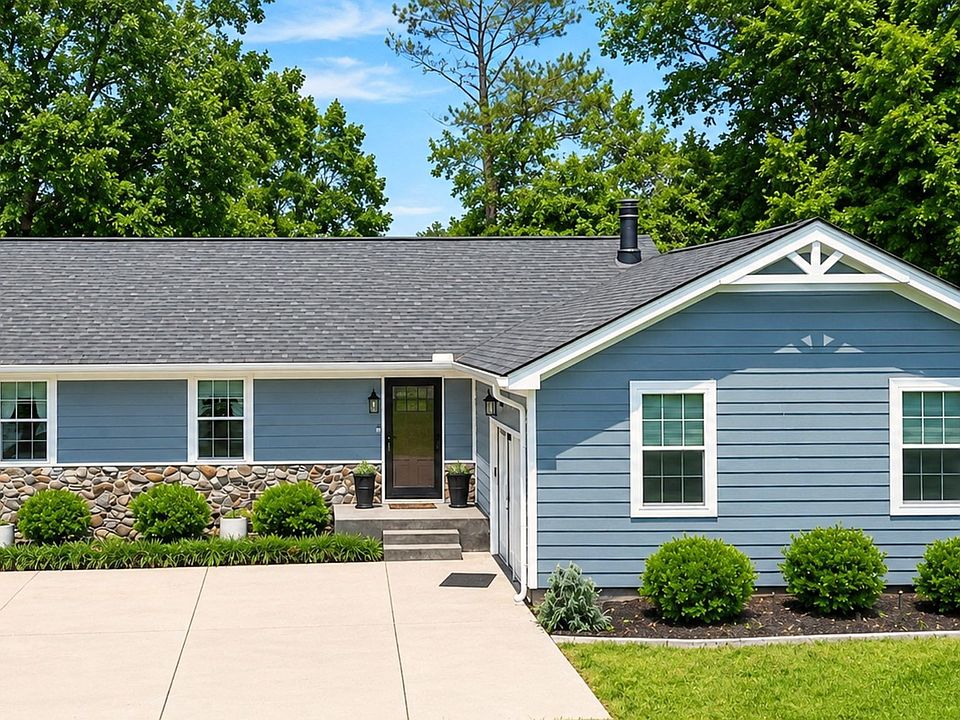 1st image of 813 Stonebrook Blvd
