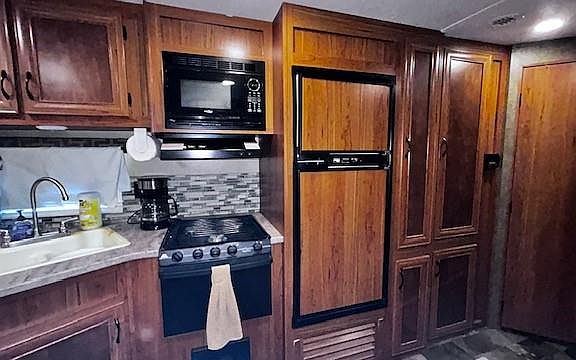 3rd image of 68 Cader St Lot 927 & 928