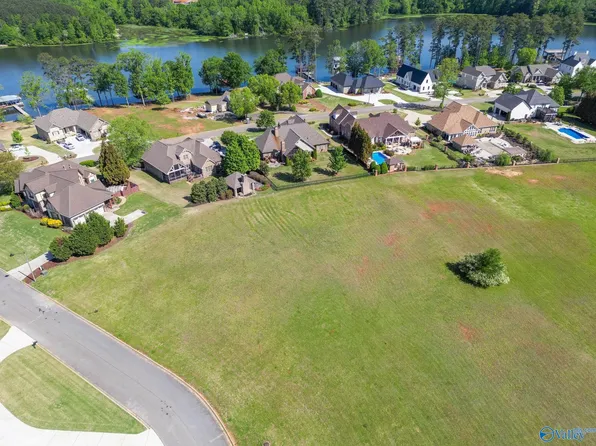 LOT 65 Peninsula Dr, Scottsboro, AL 35769