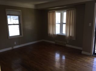 1413 Blueberry Ln, Flint, MI 48507