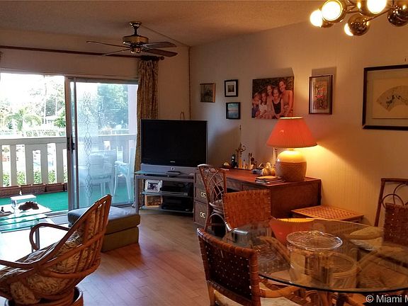 4th image of 900 River Reach Dr APT 225
