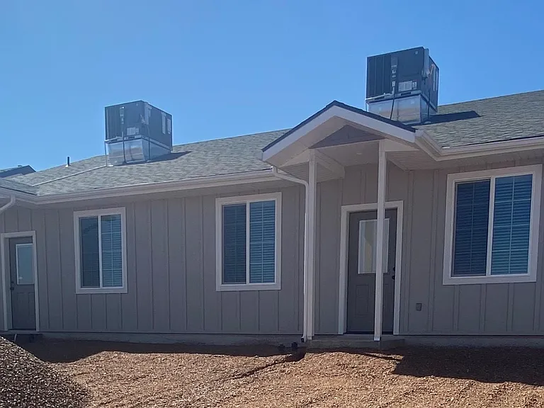 2094 W Sand Trap Ln #2 — Photo 1