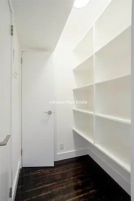 Rented by Mirador Real Estate | media 28