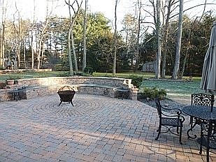 Beautiful park-like setting