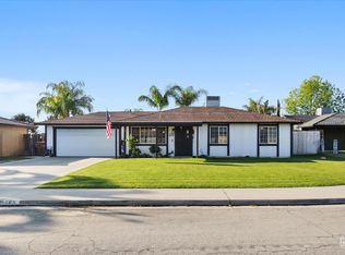 605 Stirrup Ave, Bakersfield, CA 93307