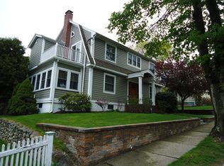 42 Lincoln St, Winchester, MA 01890