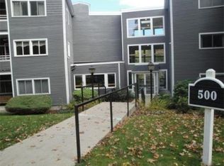 500 Colonial Dr UNIT 102, Ipswich, MA 01938