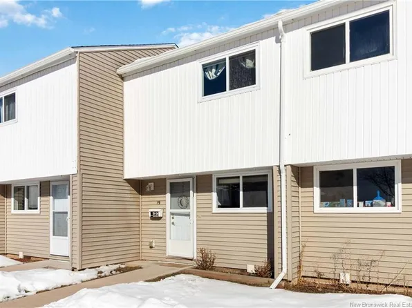24 Suffolk St #19, Riverview, NB E1B 4K6