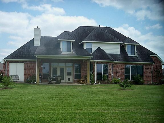 2nd image of 32630 Waterworth Ct