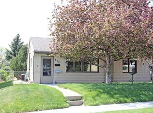 414 N 25th St, Bismarck, ND 58501