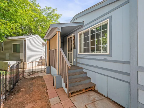 180 N 1100 E Unit 55, Washington, UT 84780