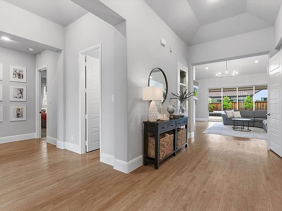5th image of 2180 Ivywood Ln