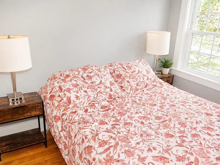 5 Pleasant St — Photo 10