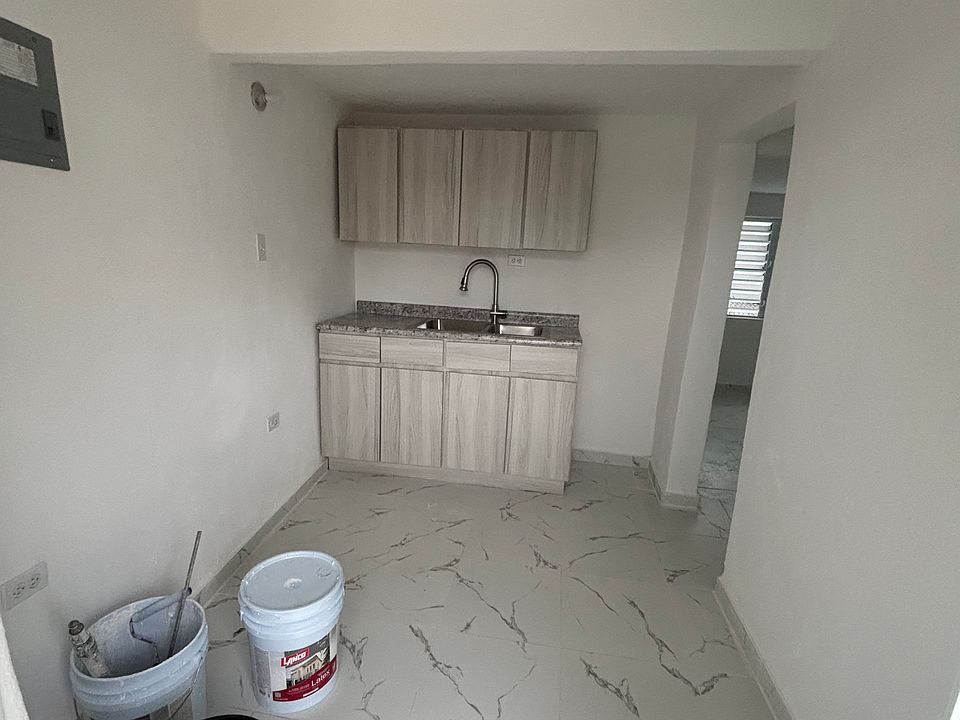1st image of 266 Calle Robles Toa Baja