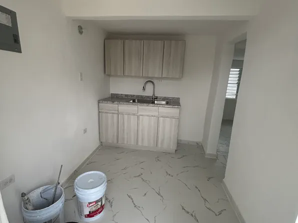 266 Calle Robles Toa Baja, Toa Baja, PR 00949