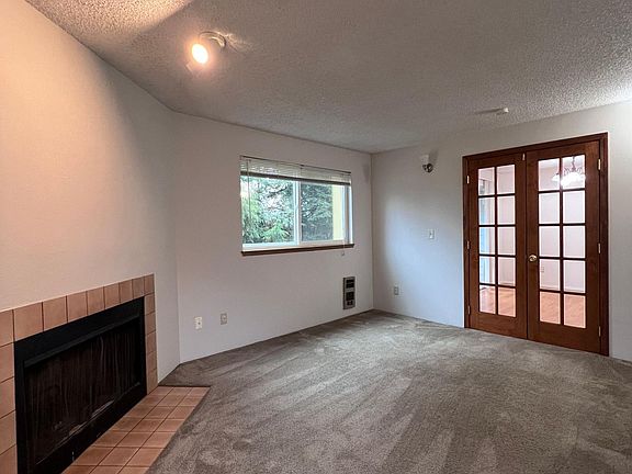4th image of 10522 Lake City Way NE APT 301