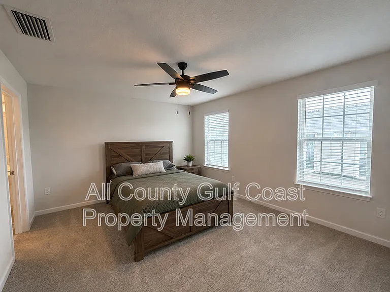 14273 Crimson Ave — Photo 9