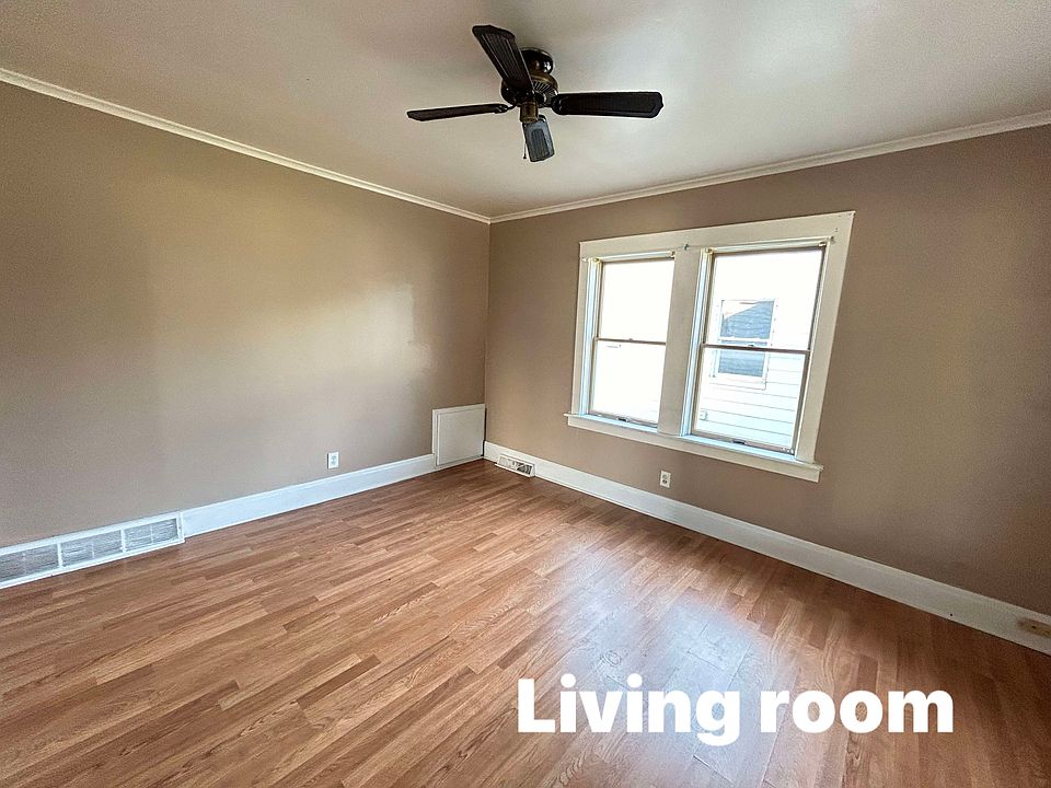 1st image of 2407 Davenport Ave