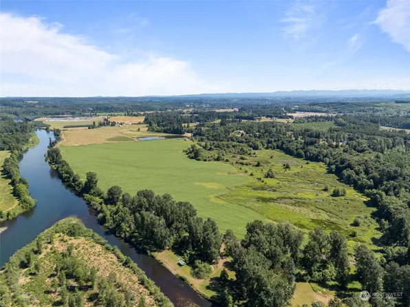 870 Imboden Road, Castle Rock, WA 98611