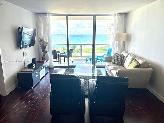 5th image of 5161 Collins Ave APT 815