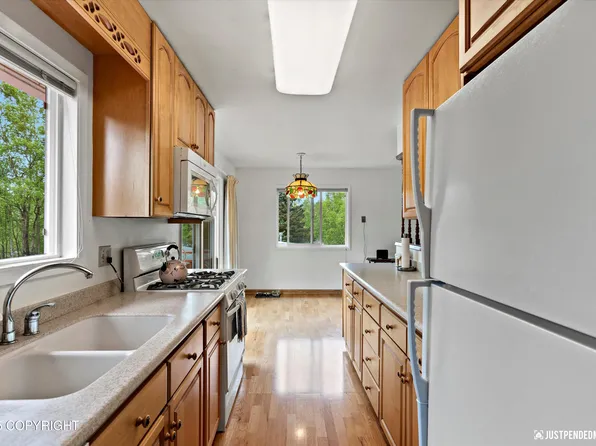 13438 Stephenson St, Anchorage, AK 99515