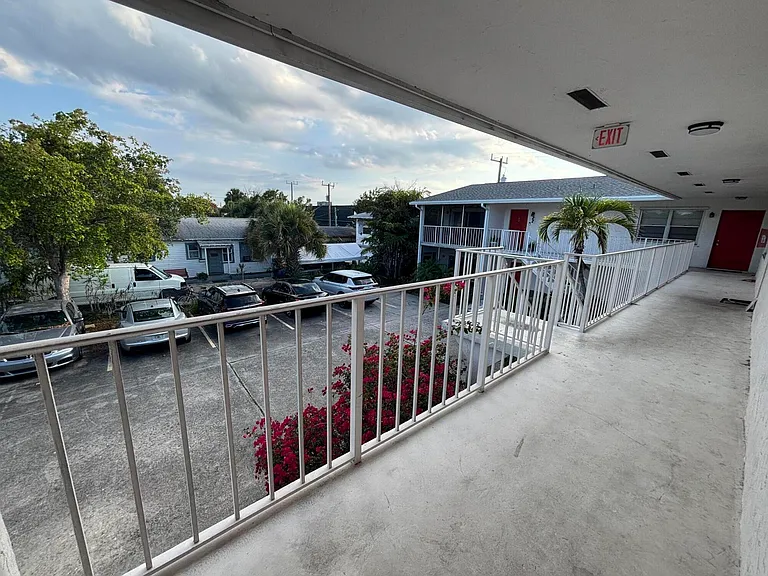 531 N J St #5 — Photo 3