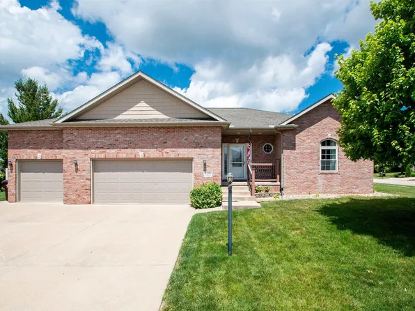 2203 W Gerald Ct, Peoria, IL 61615