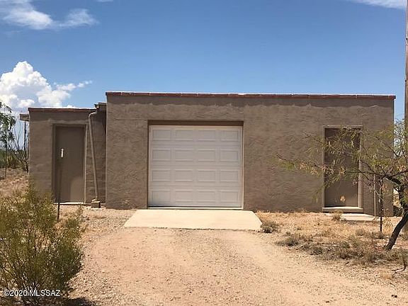3rd image of 3450 E Mescalero Dr