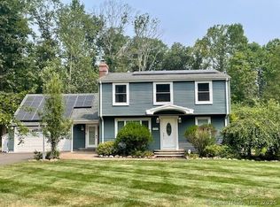 339 W Shepard Ave, Hamden, CT 06514