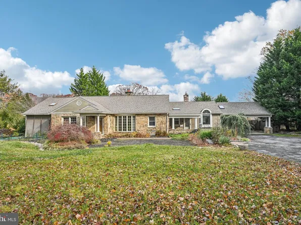 1607 Silverside Rd, Wilmington, DE 19810