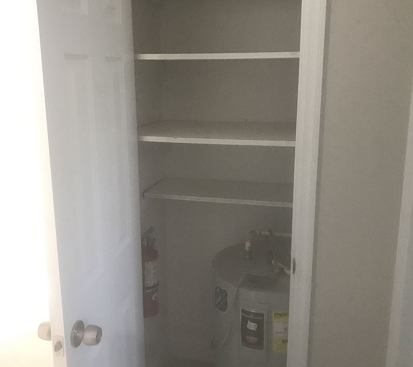 2nd image of 2276 Euclid Ave APT B2