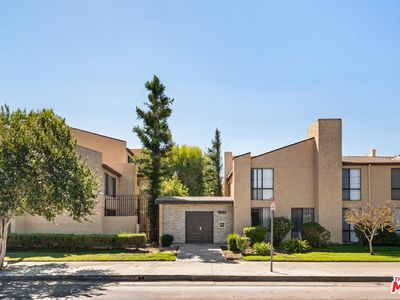 22038 Vanowen St APT 217, Canoga Park, CA, 91303