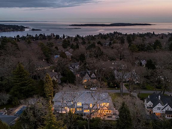 3rd image of 3350 Weald Rd