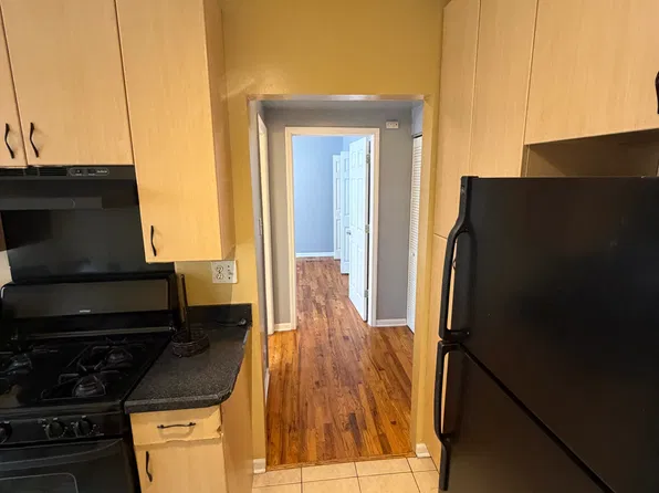 1303 E 71st Pl, Chicago, IL