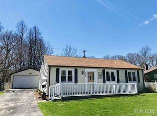 102 Pontiac Rd, Marquette Heights, IL 61554