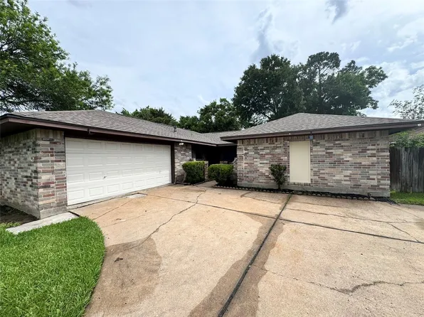 10415 Sageburrow Dr, Houston, TX 77089