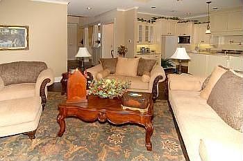 5th image of 1034 Saint Thomas Ct