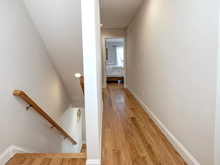 32 Grant St — Photo 39
