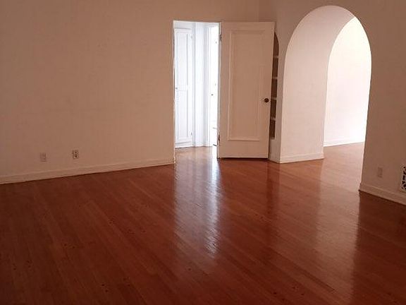 2nd image of 6156 W Olympic Blvd APT 5