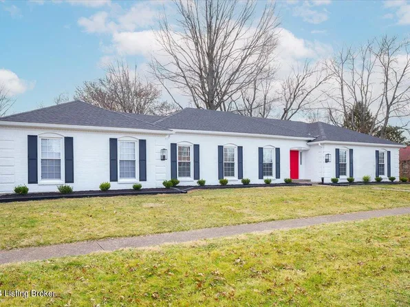 10802 Falkirk Rd, Douglass Hills, KY 40243